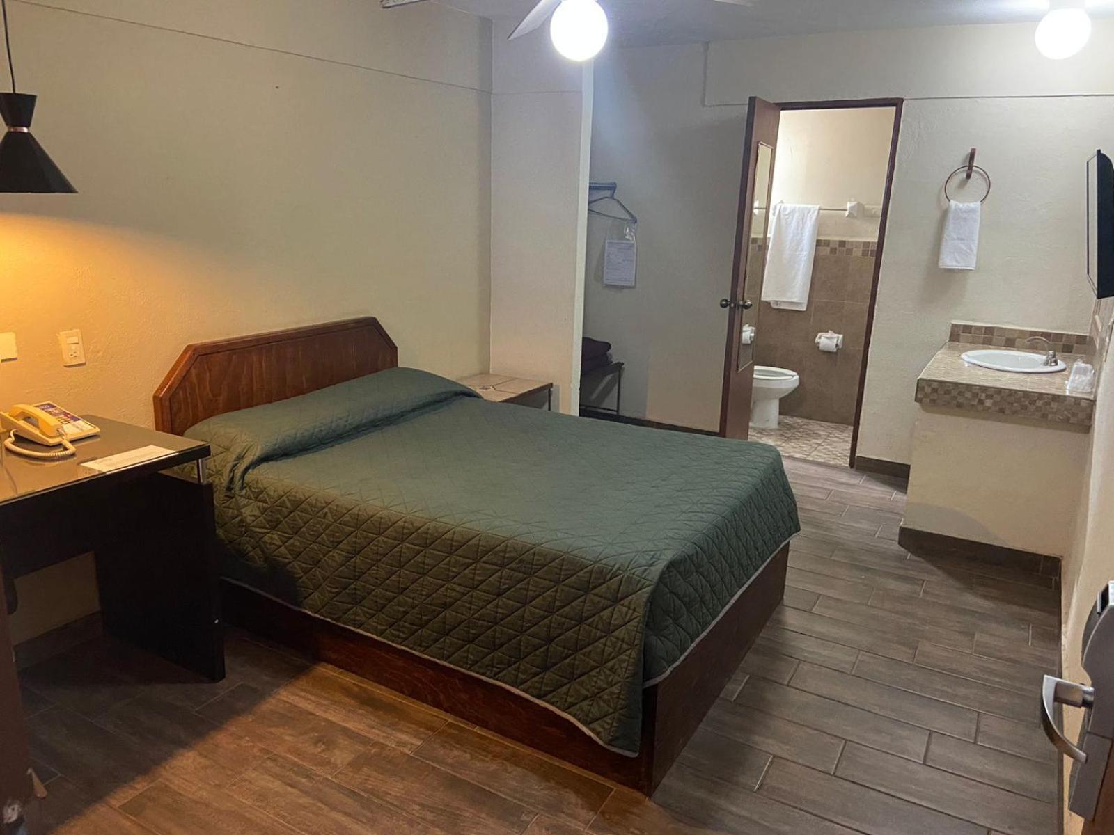 Hotel Suites Kino Hermosillo Eksteriør bilde
