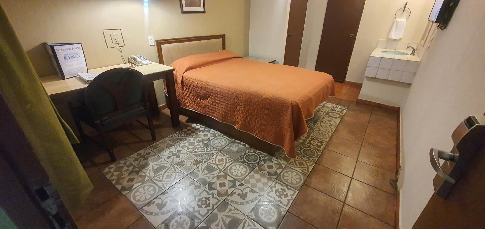 Hotel Suites Kino Hermosillo Eksteriør bilde