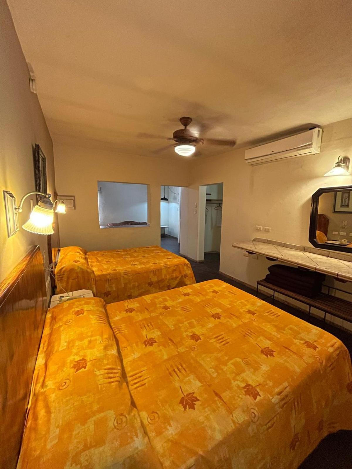 Hotel Suites Kino Hermosillo Eksteriør bilde